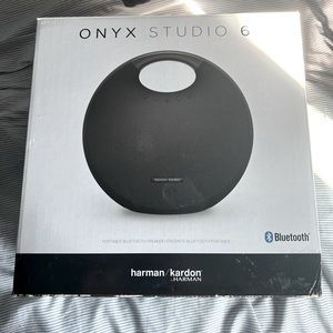 Onyx Studio 6 Portable Speaker